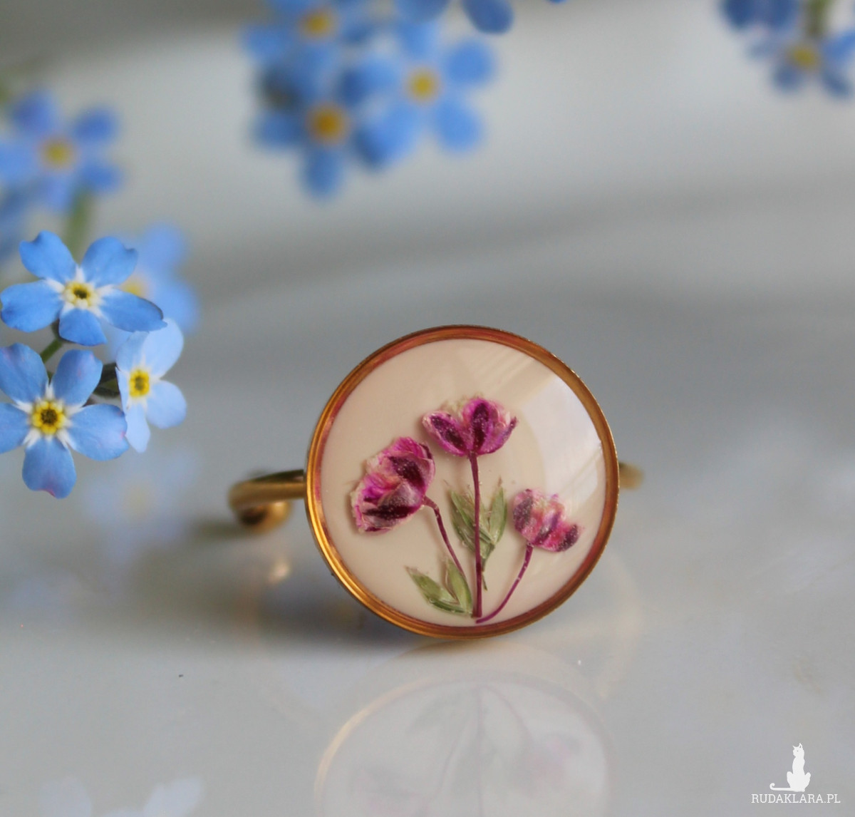 Łąka kwiatowa Złoty pierścionek z kwiatami suszone kwiaty żywica beżowy słodki kobiecy delikatny dziewczęcy