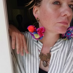 Klipsy etno boho kwiaty szaleństwo pompony