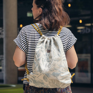 Workoplecak basic w kwiaty