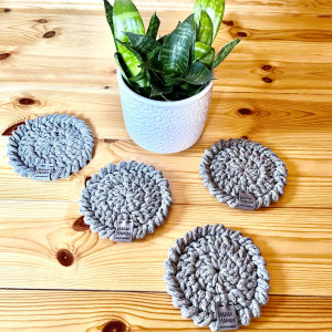 SZARE PODKŁADKI POD KUBKI