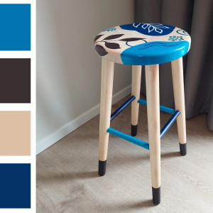 Drewniany taboret z ręcznie malowanym wzorem - wyjątkowa ozdoba mieszkania