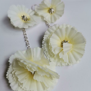 Kolczyki ecru kwiaty