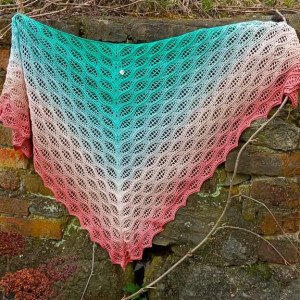 Bambusowa trójkątna chusta szydełkowa pareo