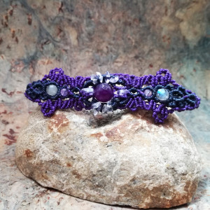 Nocy Ognik bransoletka makramowa pleciona ametyst kamienie naturalne