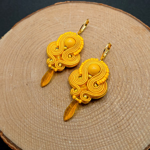 ŻÓŁTE WISZĄCE KOLCZYKI SUTASZ