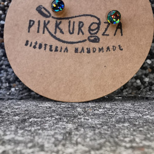 Mini wkrętki zielone kolczyki mini