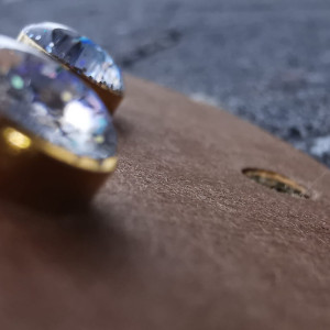 Złote kolczyki brokatowe stał nowość