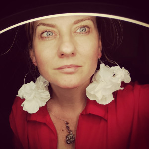 Kolczyki kwiatowe  kola dlugie