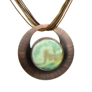 Naszyjnik z pastelowym agatem c964