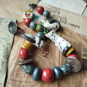 Korale  z kotami + pierścionek