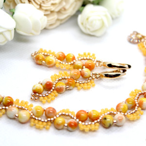 delikatny komplet biżuterii z cieniowanego jadeitu