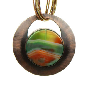 Miedziany naszyjnik z zielonym agatem c1047