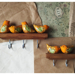 Zestaw 2 wieszaków z brązowymi ptaszkami