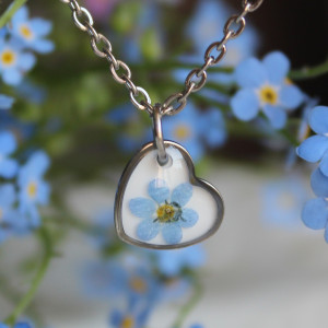Srebrna zawieszka srebrny wisiorek niezapominajki kwiat naszyjnik żywica z żywicy kwiaty z kwiatami niezapominajka z niezapominajkami serce serduszko
