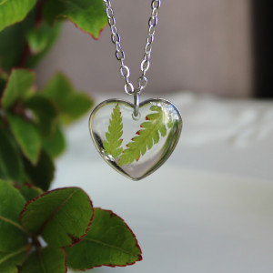 Paproć paprocią srebrna zawieszka srebrny wisiorek kwiat naszyjnik żywica z żywicy kwiaty serce serduszko