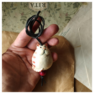 Kotek w paski wisior