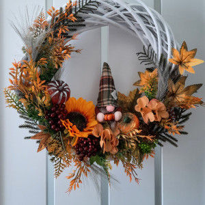 Wianek Jesienny ze skrzatem