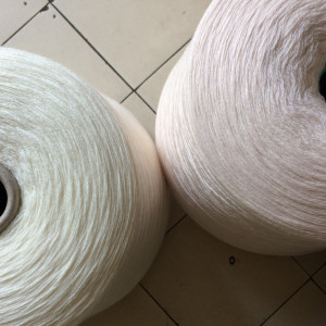 Próbki wełny - szal ślubny