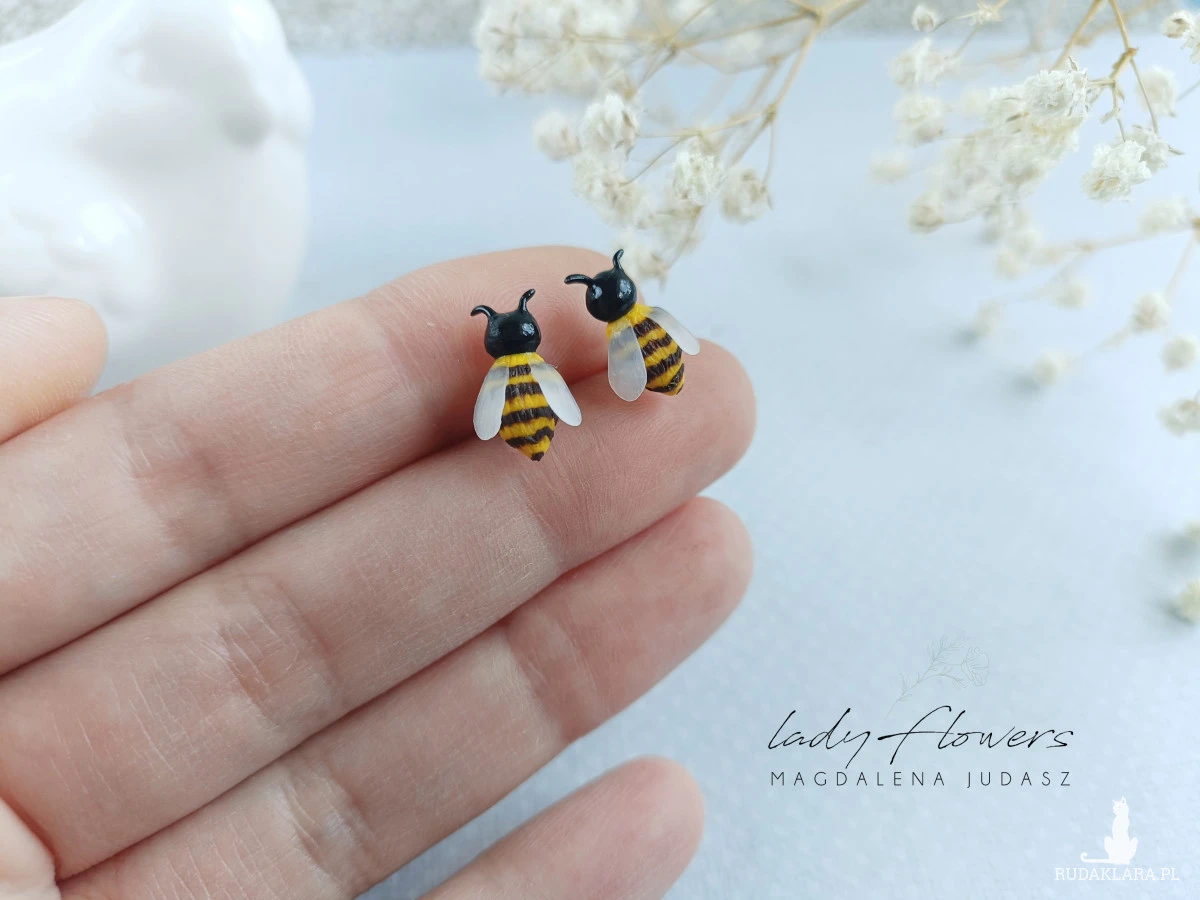 Kolczyki pszczółki