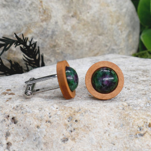 Drewniane spinki do mankietów koszuli z zoisytem z rubinem #188