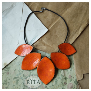 Naszyjnik oranżowe niecki