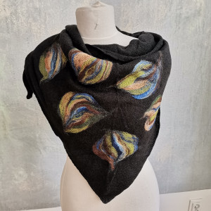 Chusta czarna aplikacja  merino