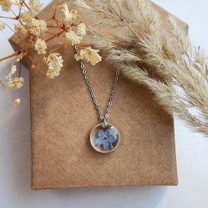 Wisiorek z niezapominajką kolor srebrny