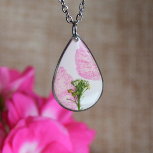 Srebrna łezka zawieszka srebrny wisiorek kwiat naszyjnik żywica z żywicy suszone kwiaty z kwiatami naturalne kobieca dziewczęca różowa goździk