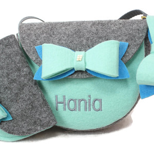 Malutka torebka z imieniem, opaska z kokardką