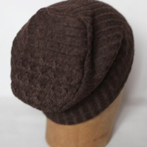 Czapka brazowa wełna