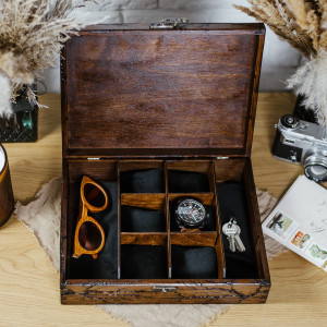 Pudełko na zegarki, bransoletki i łańcuszki, Drewniane na zegarki, bransoletki i łańcuszki