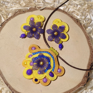 Caprice - zestaw fioletowo żółtej biżuterii sutasz