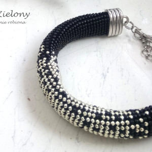 Bransoletka z koralików Toho, czarno-srebrna