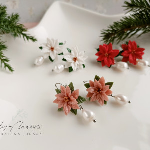 Kolczyki z różową piosencją