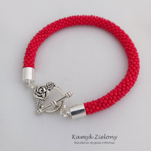 Bransoletka z czerwonych koralików Toho