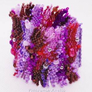 freeform fiolety z perłami