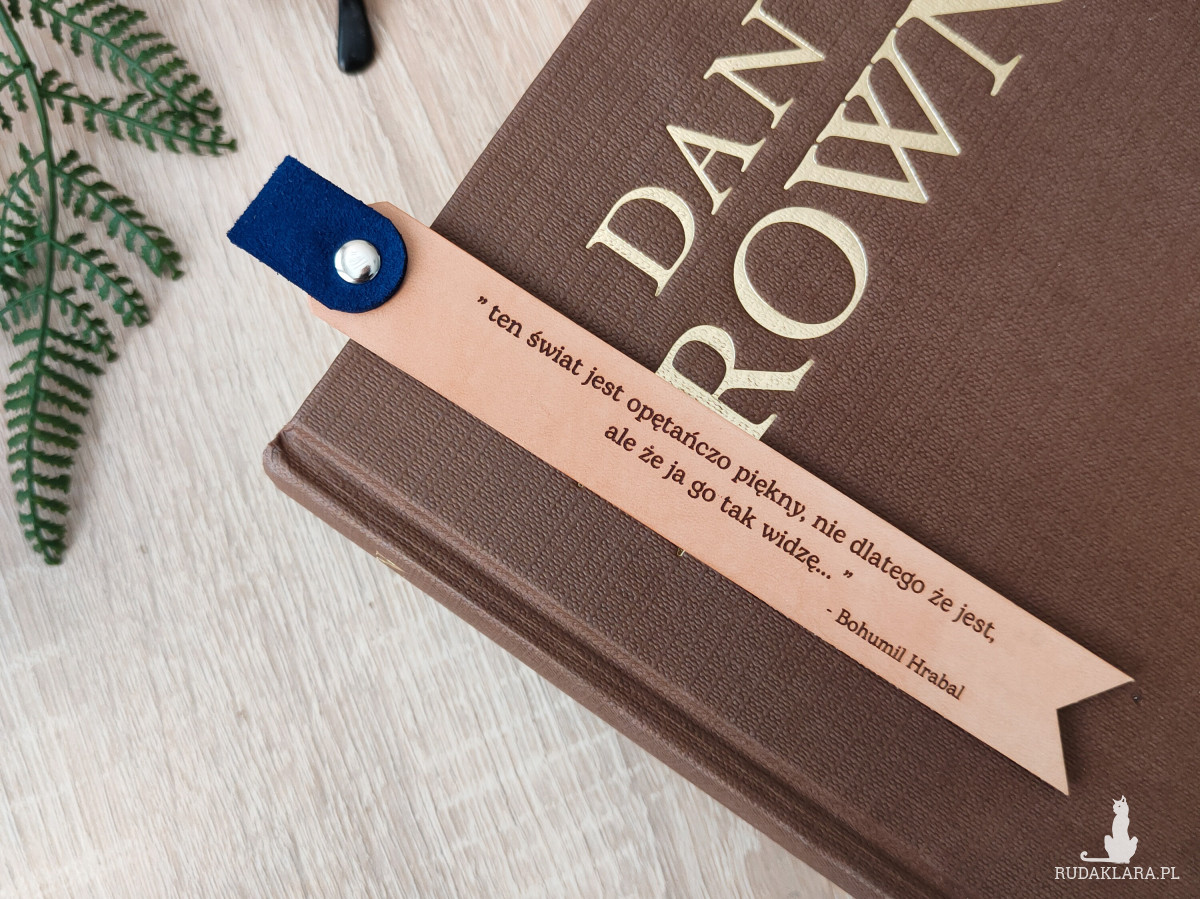 Skórzana personalizowana zakładka do książki, z twoim napisem, dedykacją imieniem - beżowa z grawerem
