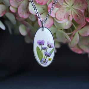 Srebrna zawieszka srebrny wisiorek naszyjnik żywica z żywicy kwiaty z kwiatami jajowata retro naturalna delikatna dziewczęca kobieca