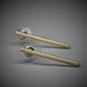 Kolczyki sztyfty z mosiądzu.