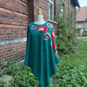 poncho z dzianiny wełnianej turkus