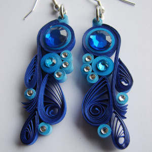 kolczyki ręcznie wykonane z papieru