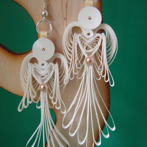 kolczyki ręcznie wykonane z papieru