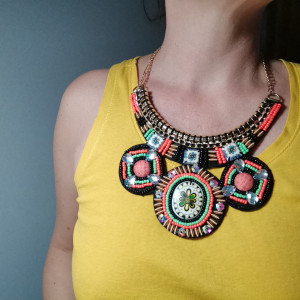 naszyjnik kolorowy koralikowy orient