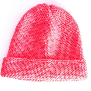 10 ręcznie robiona czapka w kolorze cukierkowego różu; rękodzieło