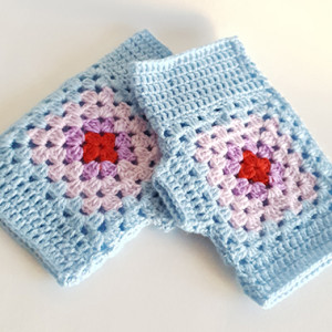 101 błękitne, szydełkowe mitenki rękawiczki; niebieskie mitenki, kolorowe