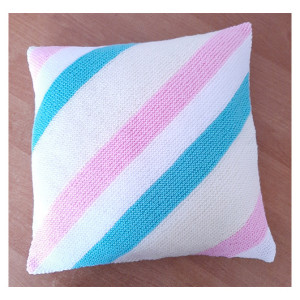50. poszewka na poduszkę wykonana na drutach