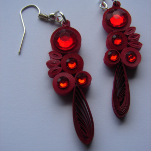 kolczyki ręcznie wykonane z papieru