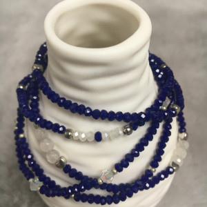 Granatowe błyskotki