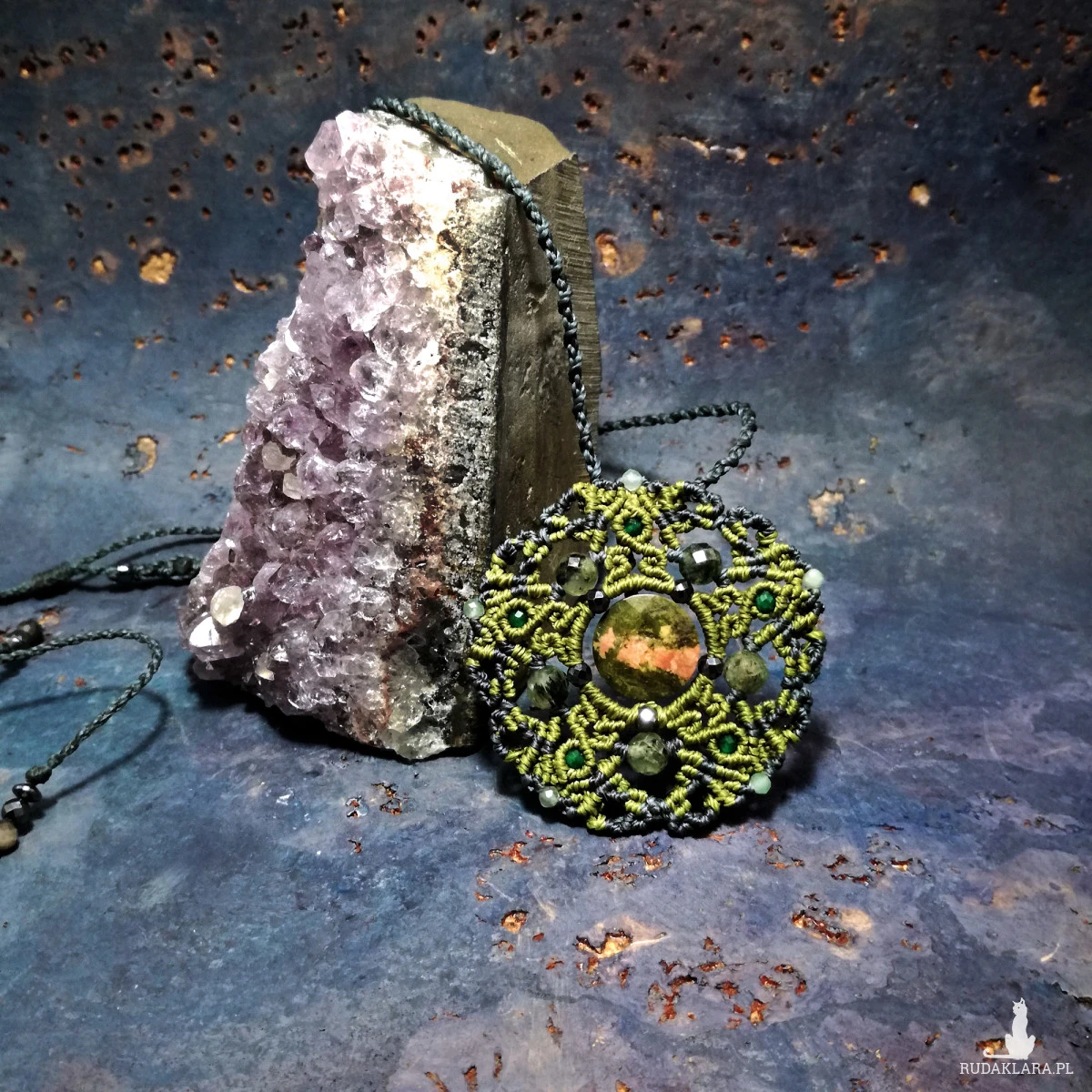 Gwiazda Mandala Pentagram Unakit Szmaragd naszyjnik pleciony mikro makrama Delfina Dolls