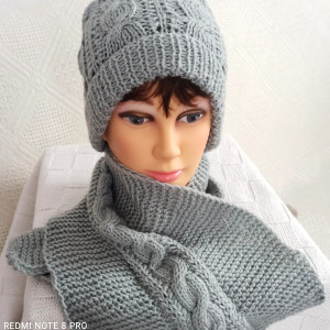 Zimowy szary komplet czapka i szalik